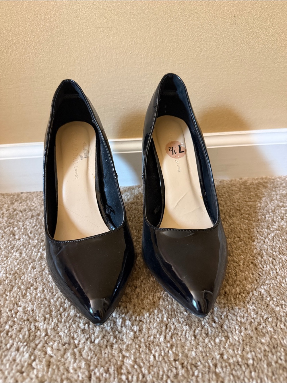 Wild Diva Black Patent Pointed-Toe Pumps